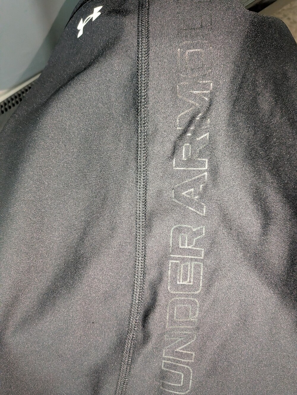 Under Armour Black Bike Shorts with Multicolor Wave Waistband - Picture 4 of 7